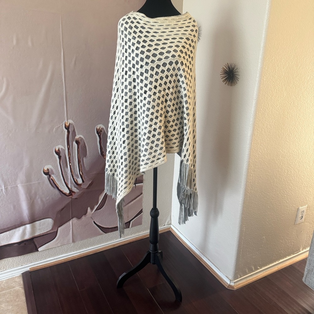 White and Gray Polka Dot Poncho with Fringe